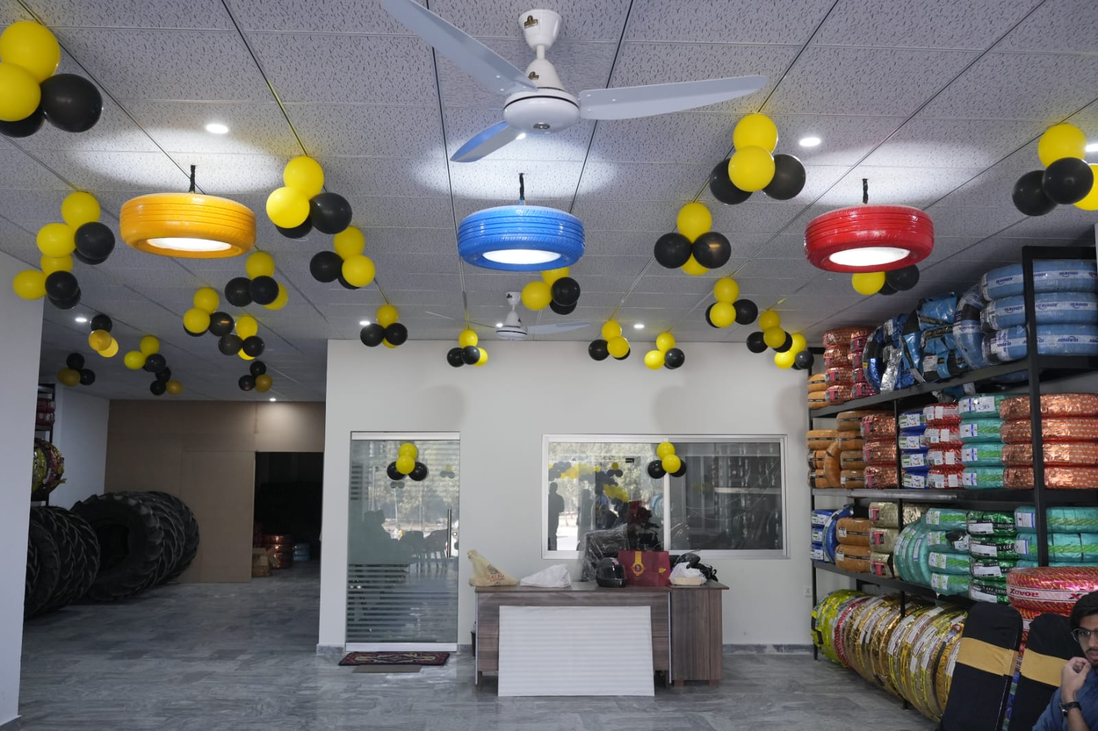 javed_tire_shop_5