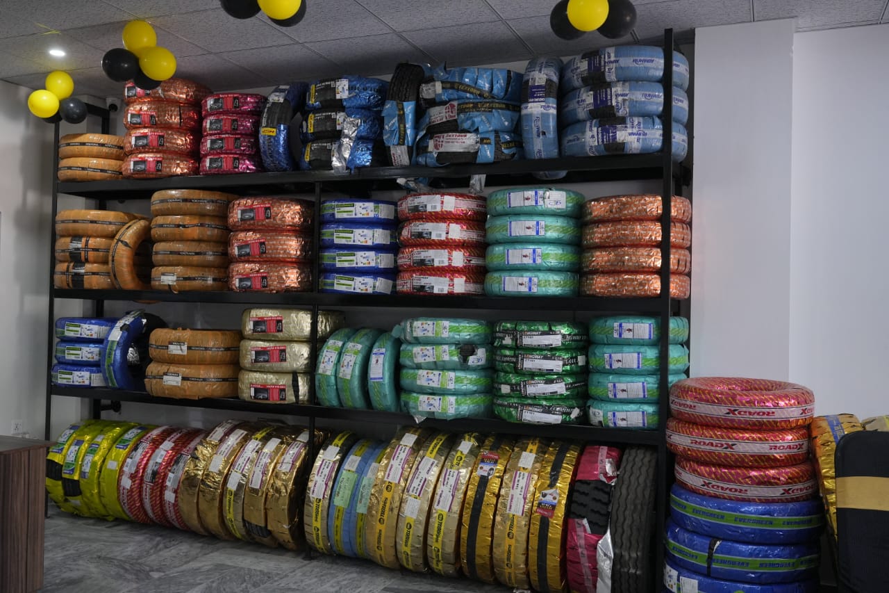javed_tire_shop_6
